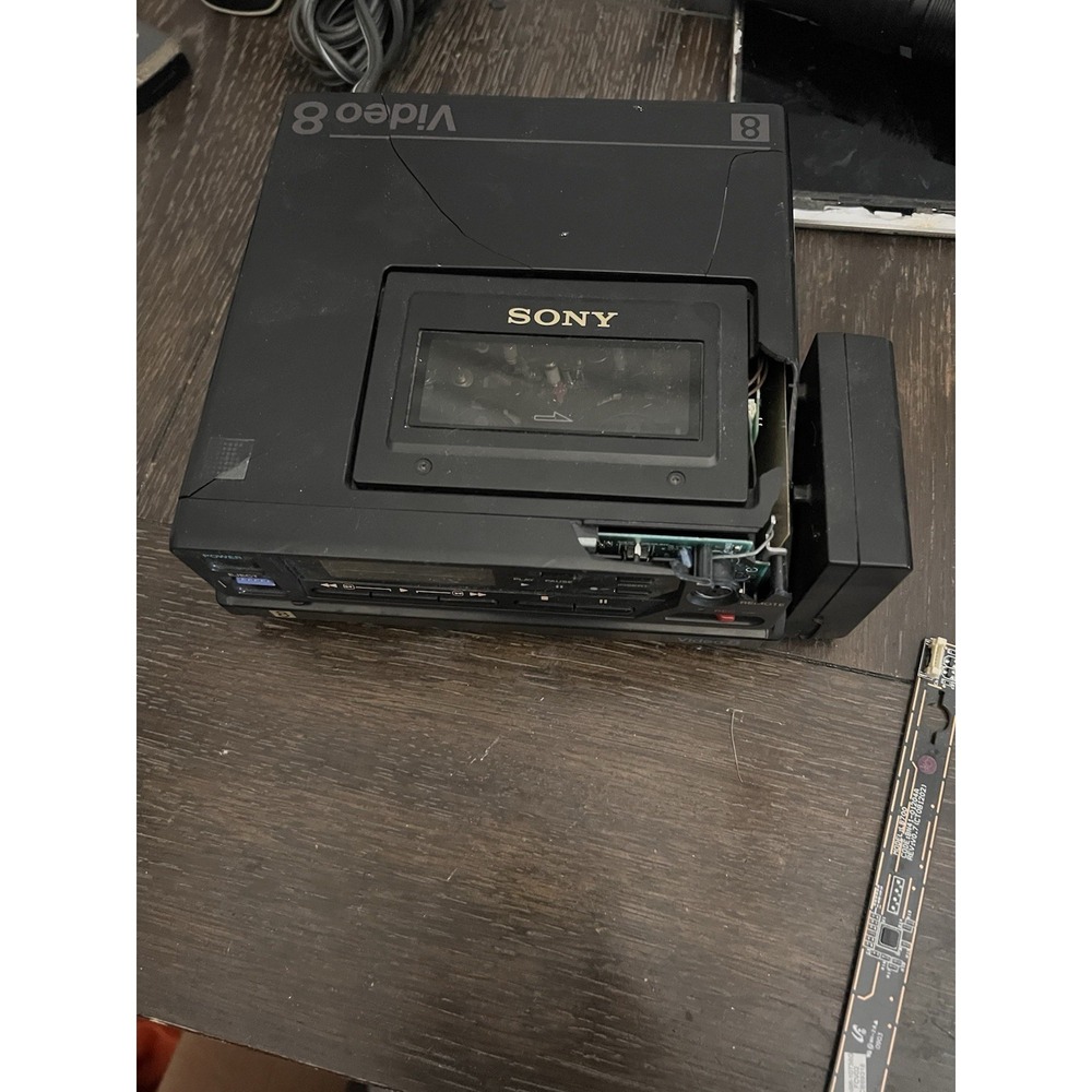 Sony EV-C8U Video 8 Cassette Recorder Player Deck As Is